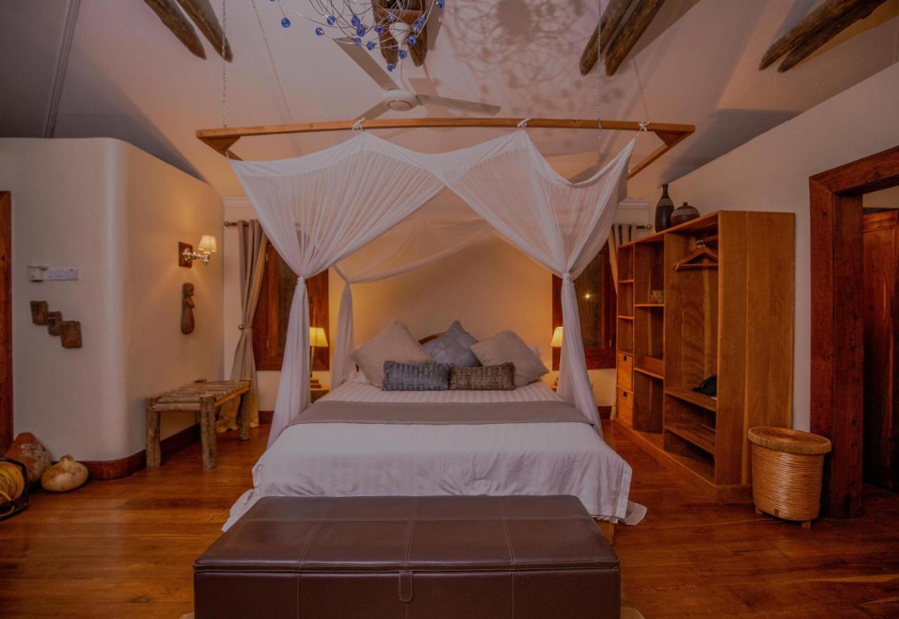 Escarpment Luxury Lodge Manyara Mto wa Mbu Extérieur photo
