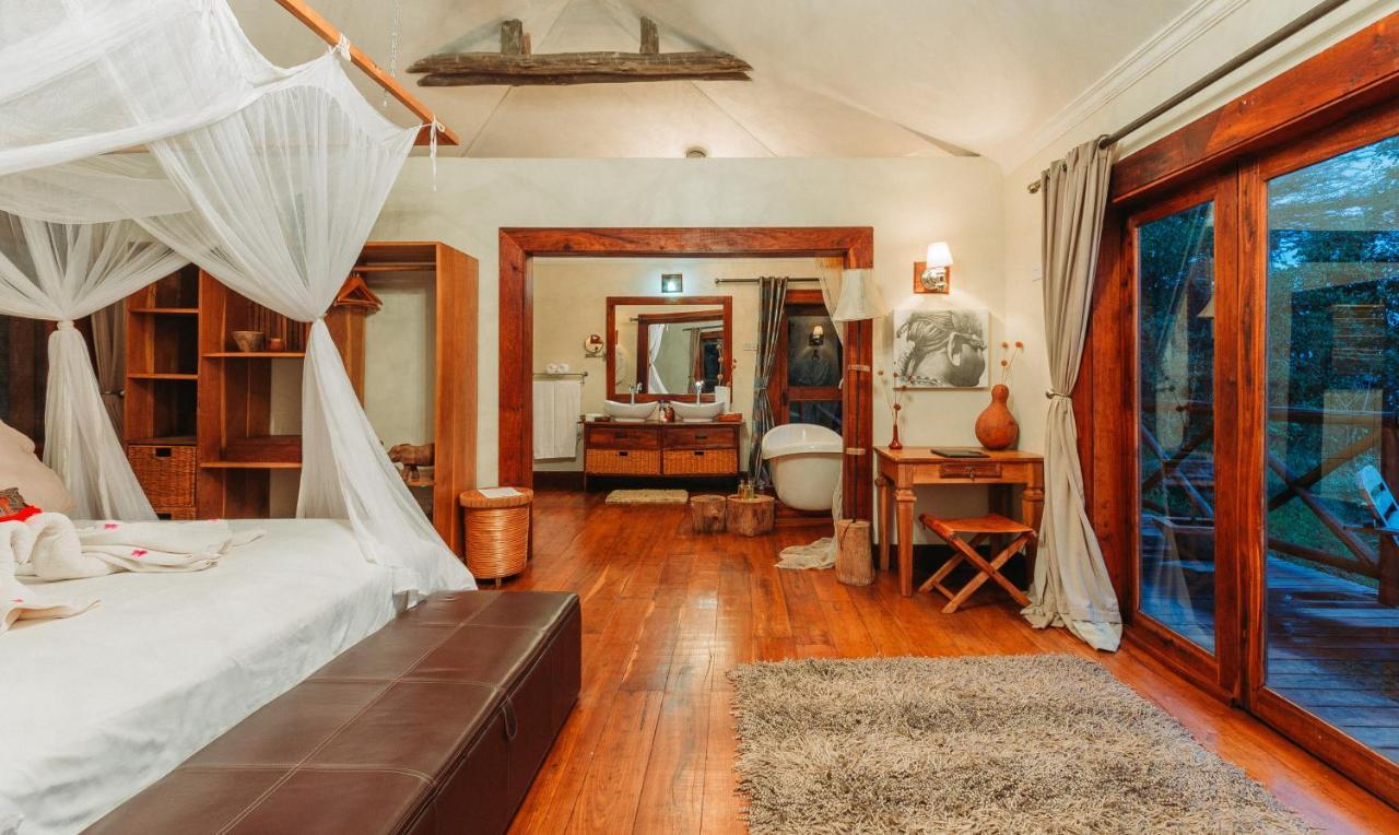 Escarpment Luxury Lodge Manyara Mto wa Mbu Extérieur photo